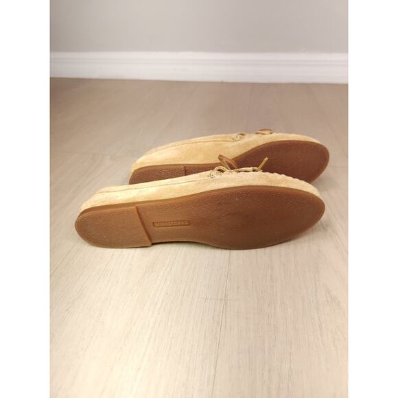 Minnetonka Suede Moccasins with Beaded Design – Size 9.5 Narrow, Classic Style - Picture 11 of 14